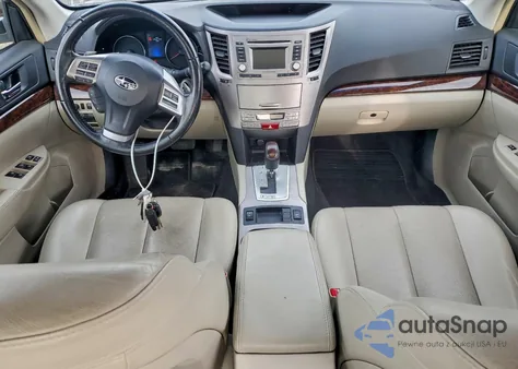 2013 Subaru Legacy 2.5I Limited z USA, uszkodzony, nr VIN 4S3BMCK66D3029684